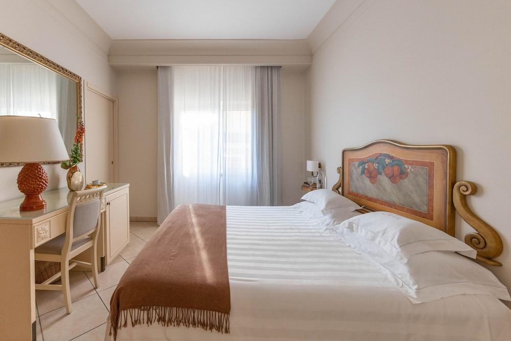 Taodomus Boutique Hotel 3*